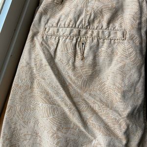 Shorts, brown, nice for summer time and swimming